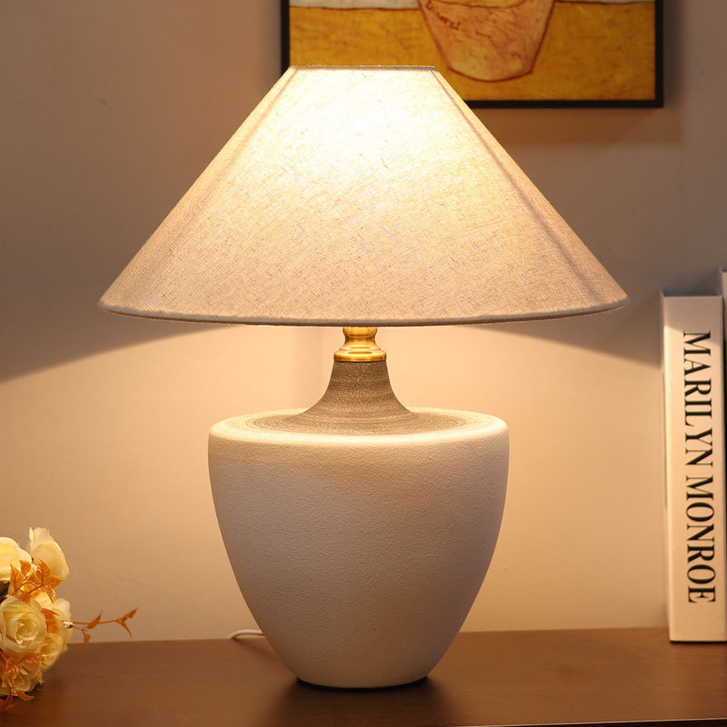 مصباح سرير جديد بتصميم صيني مس - مراجعة Desk Lamp وسعره