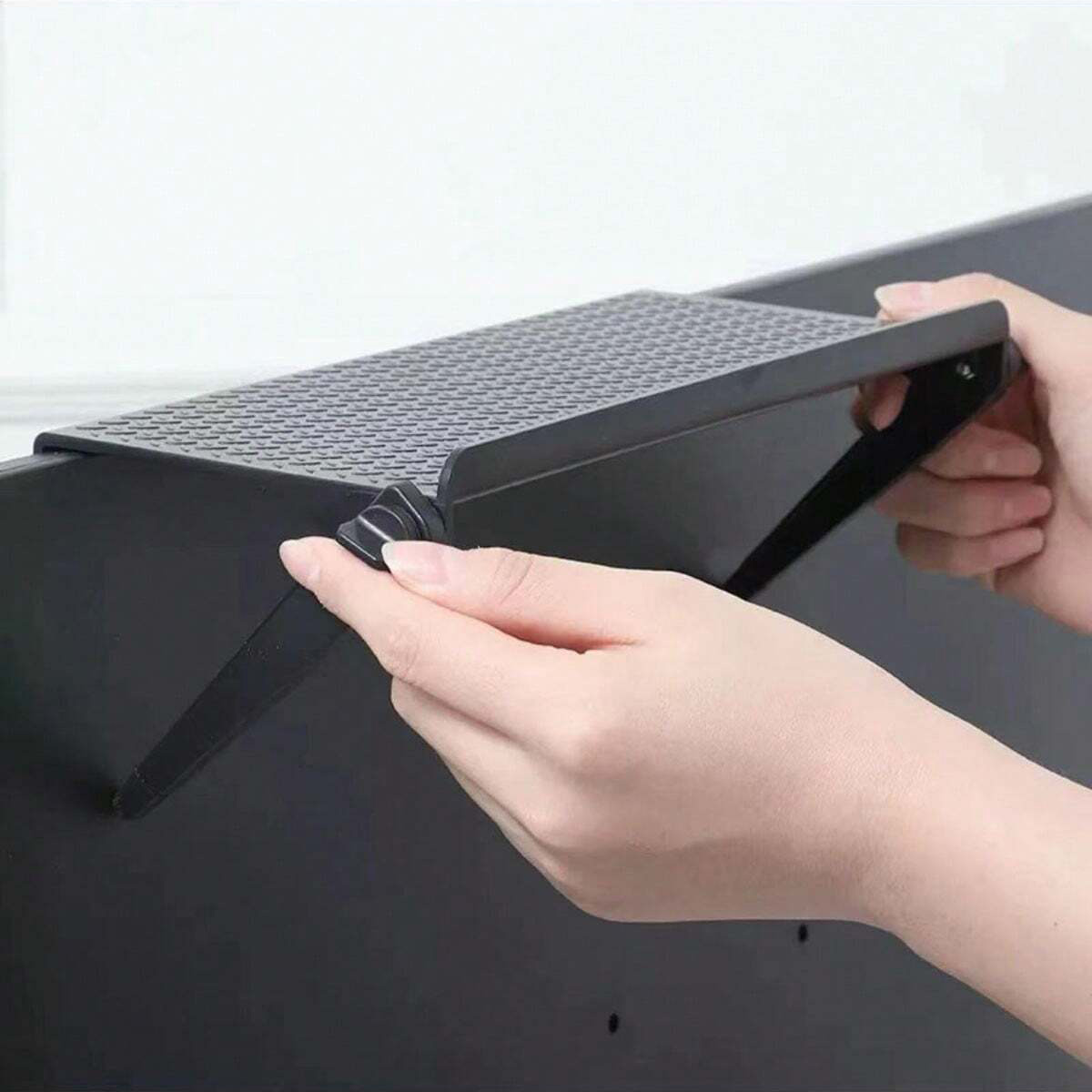 رف علوي قابل للتعديل لشاشة الت - مراجعة Monitor Stand وسعره