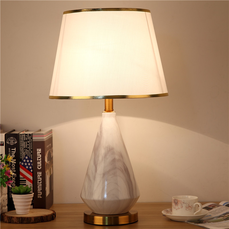 مصباح مكتب لغرفة المعيشة، مصبا - مراجعة Desk Lamp وسعره