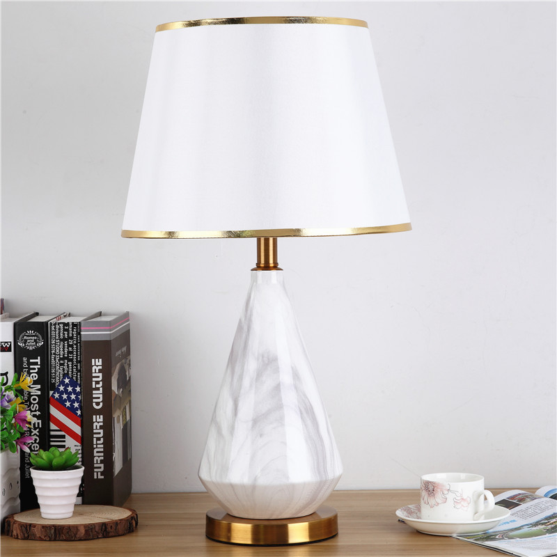 مصباح مكتب لغرفة المعيشة، مصبا - مراجعة Desk Lamp وسعره